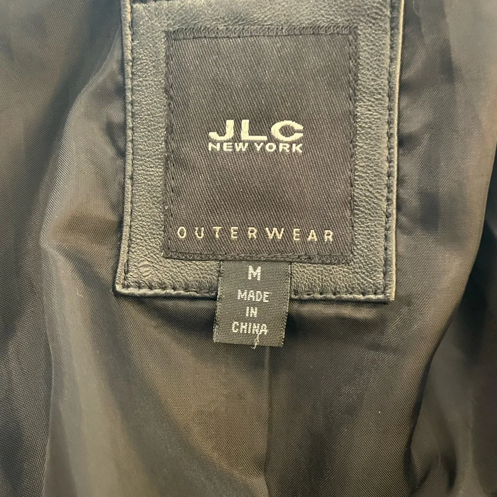 Vintage Black Leather Jacket - Picture 10 of 11